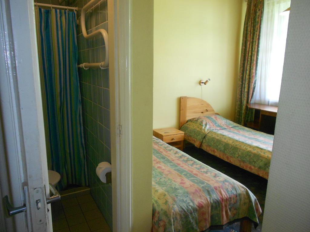 Kuivoja Holiday Center Loksa Phòng bức ảnh
